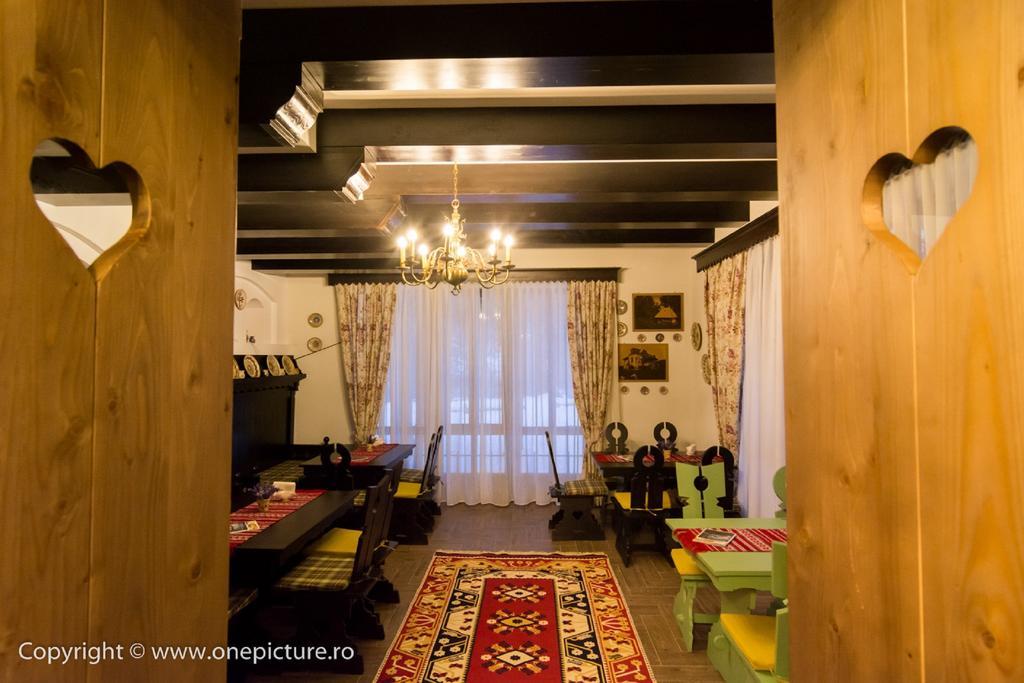 Hanul Haiducilor Obarsia-Lotrului Dış mekan fotoğraf